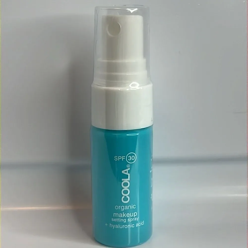 $8🌟 Coola Organic Makeup Setting Spray + Hyaluronic Acid